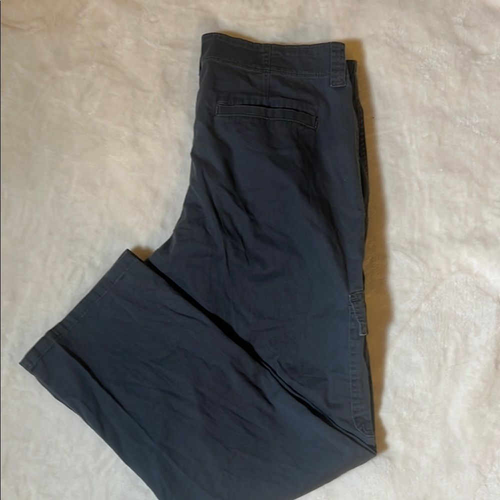 Wrangler Men’s Relaxed Fit Dark Gray Pants Size 34x28